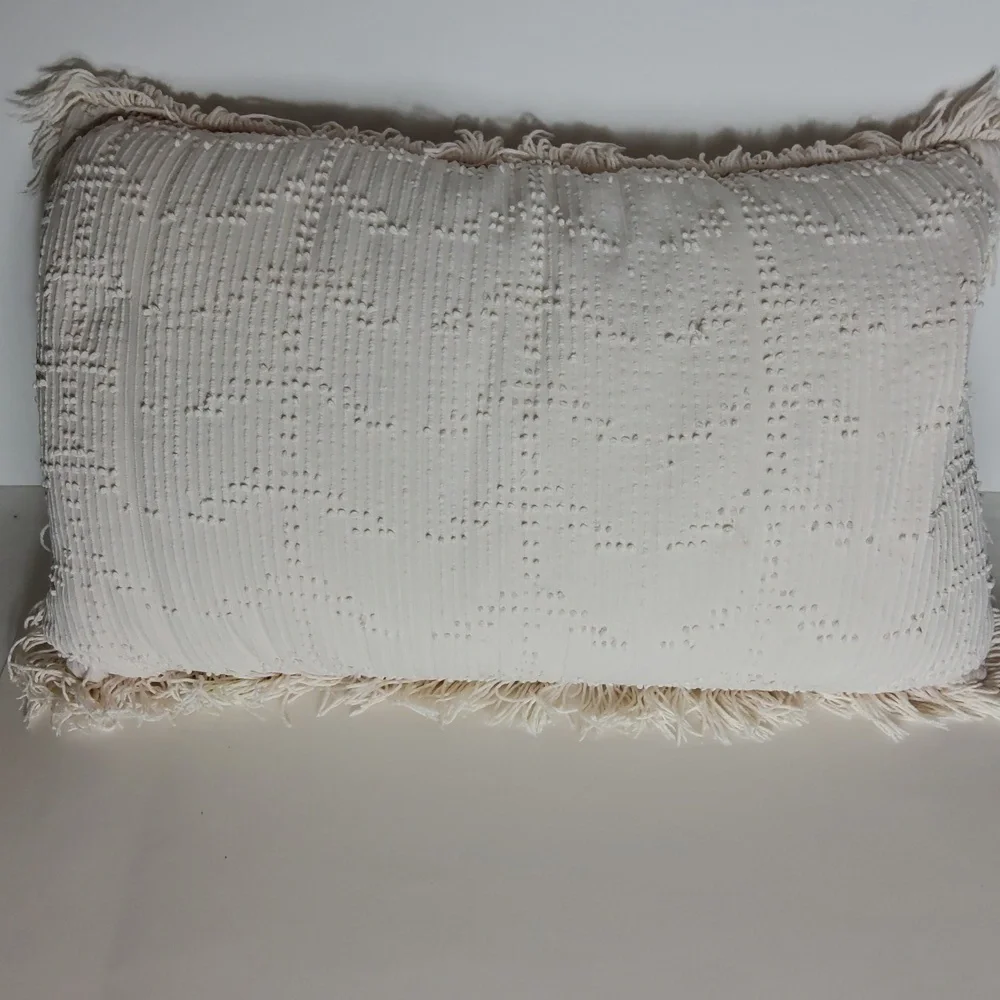 DKNY textured woven decorative pillow rectangle 21x12